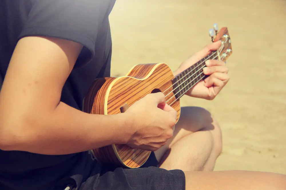 is ukulele hard to learn